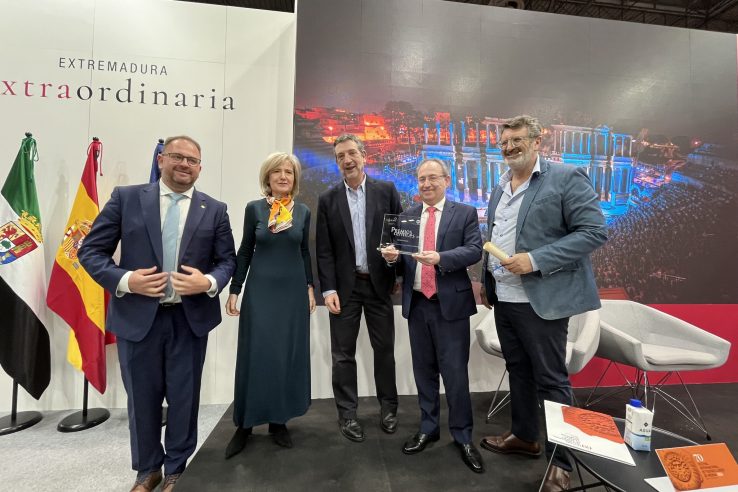 El Cermi premia al Festival de Mérida por promover el acceso de las personas con discapacidad a la cultura