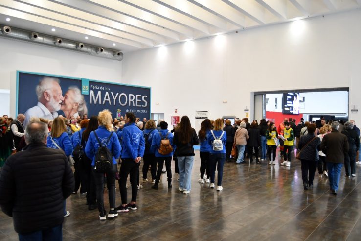 Badajoz acoge la Feria de los Mayores de Extremadura hasta el domingo