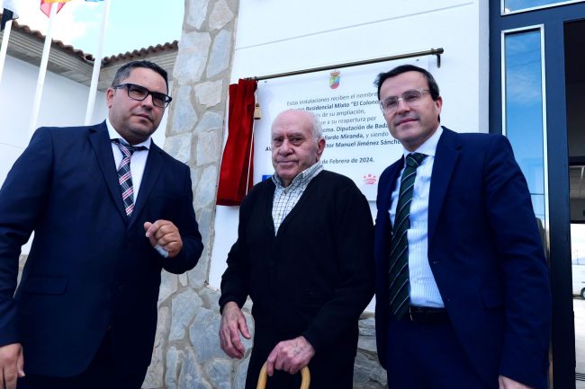 La localidad pacense de Zurbarán cuenta con un nuevo centro residencial de mayores