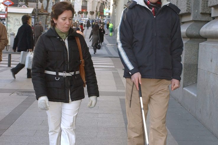La ONCE amplía la atención a personas ciegas extranjeras residentes en España o con derecho de asilo