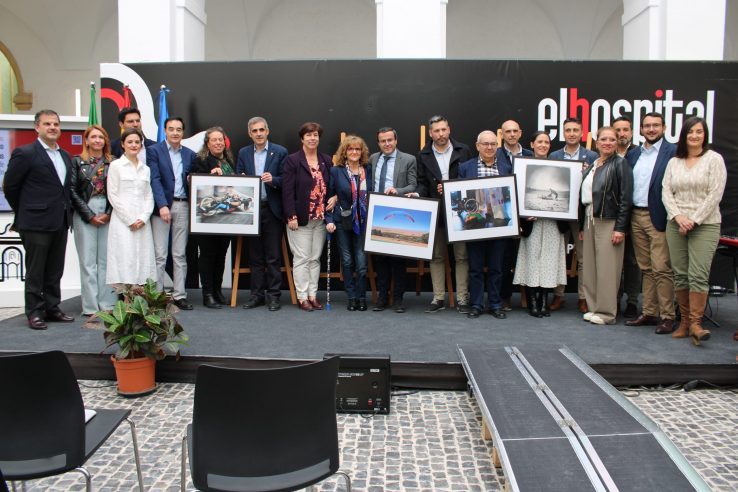 La Diputación de Badajoz y Apamex entregan los premios del IX Concurso fotográfico 'Sin barreras'