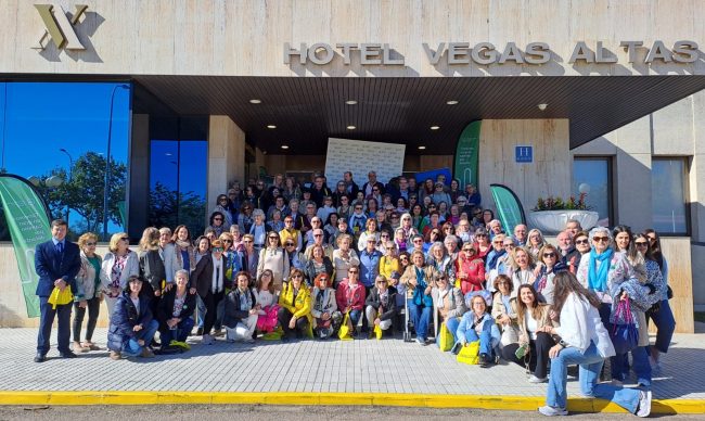 La Asociación Española Contra el Cáncer en la provincia de Badajoz celebra su III Encuentro provincial del voluntariado
