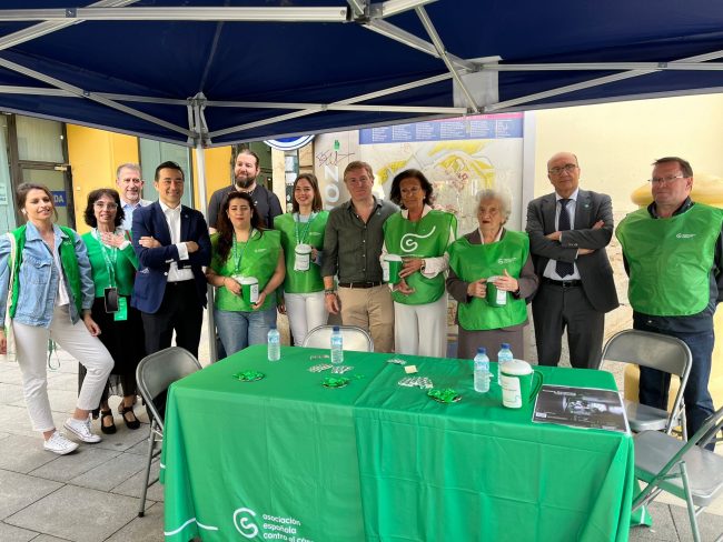 La cuestación de la Asociación Española contra el Cáncer en Badajoz impulsará la labor investigadora