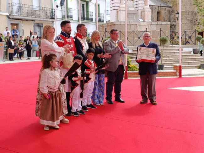 Apnaba recibe el Premio adalid de la paz, la libertad y la solidaridad 2024