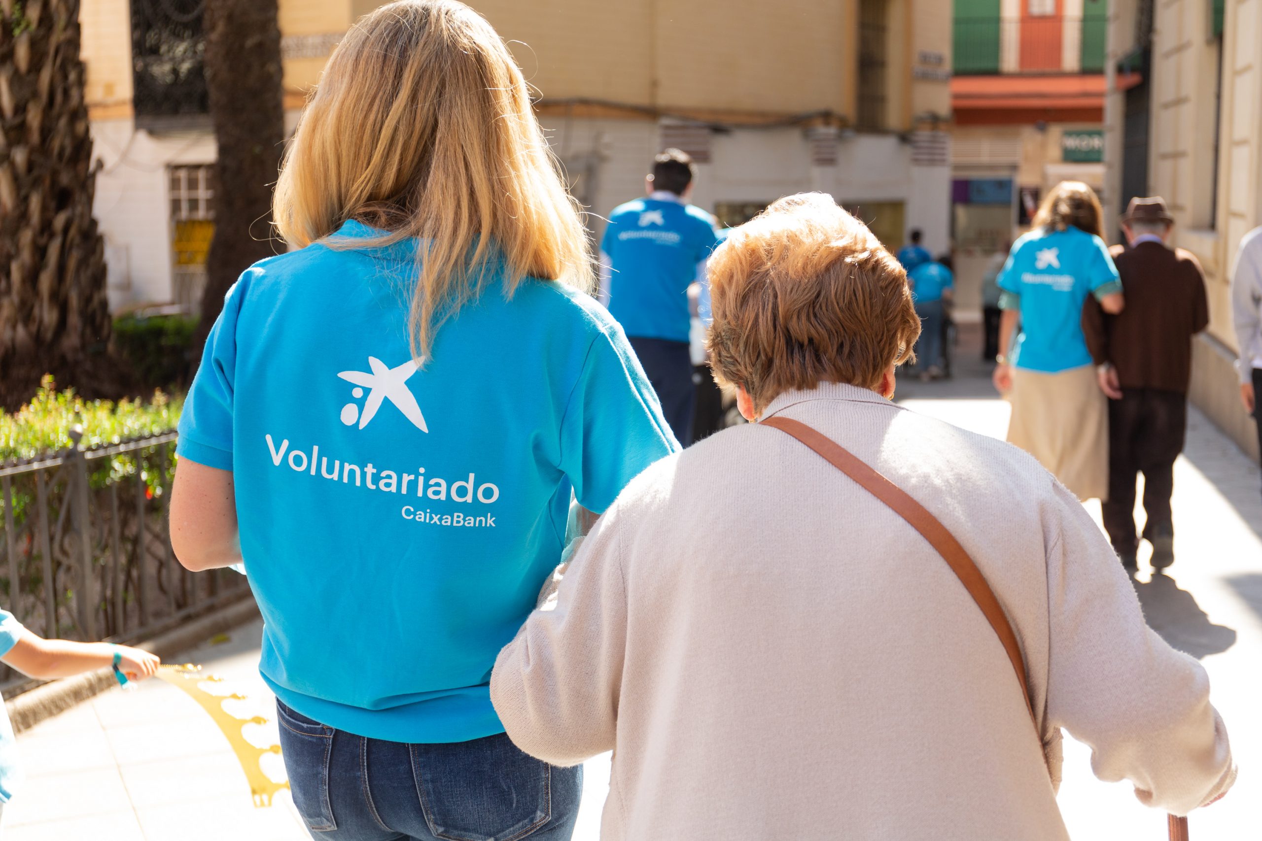 20240602_voluntariado_caixabank CaixaBank organiza medio centenar de actividades solidarias en Extremadura en mayo