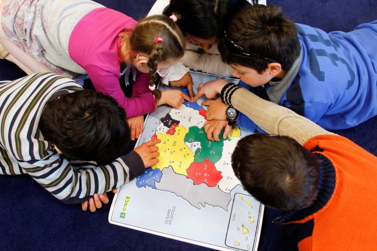 La ONCE apoya a 150 estudiantes ciegos en Extremadura en su regreso a las aulas