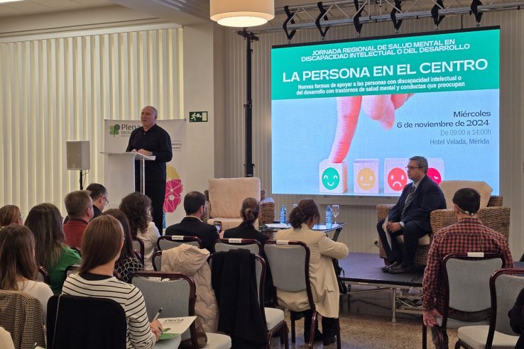 Plena inclusión Extremadura promueve la coordinación sociosanitaria en temas de salud mental