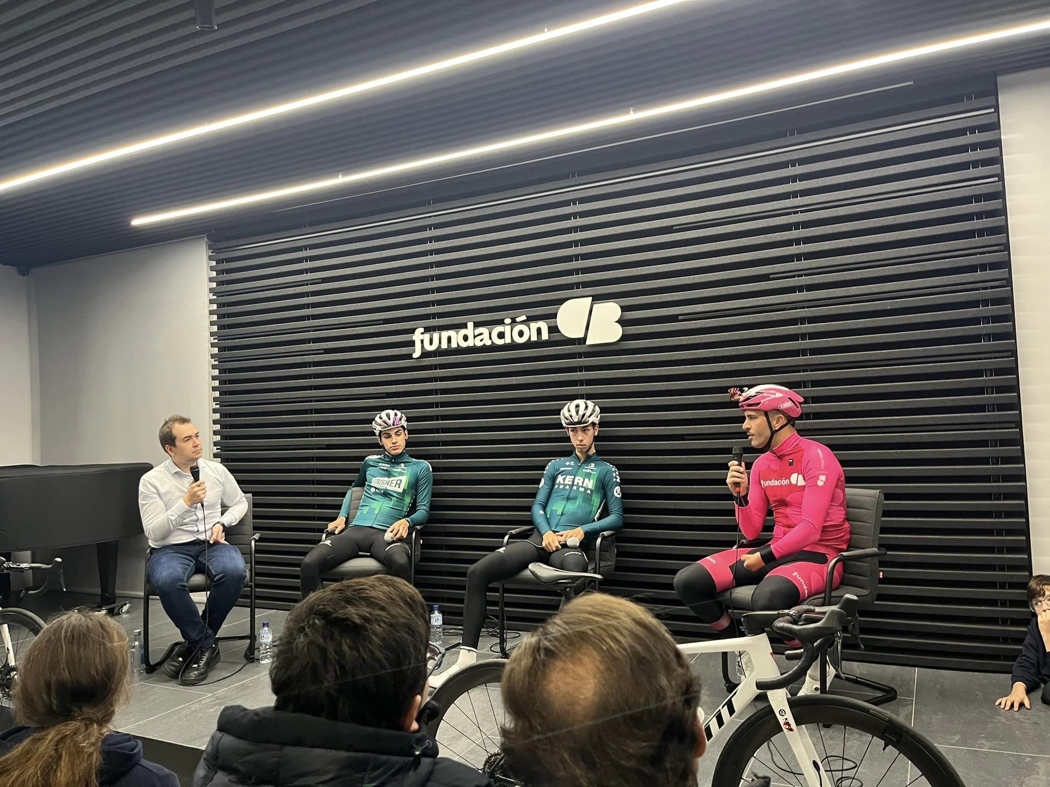 El equipo IntegraTeam de Rubén Tanco organiza un encuentro en Badajoz