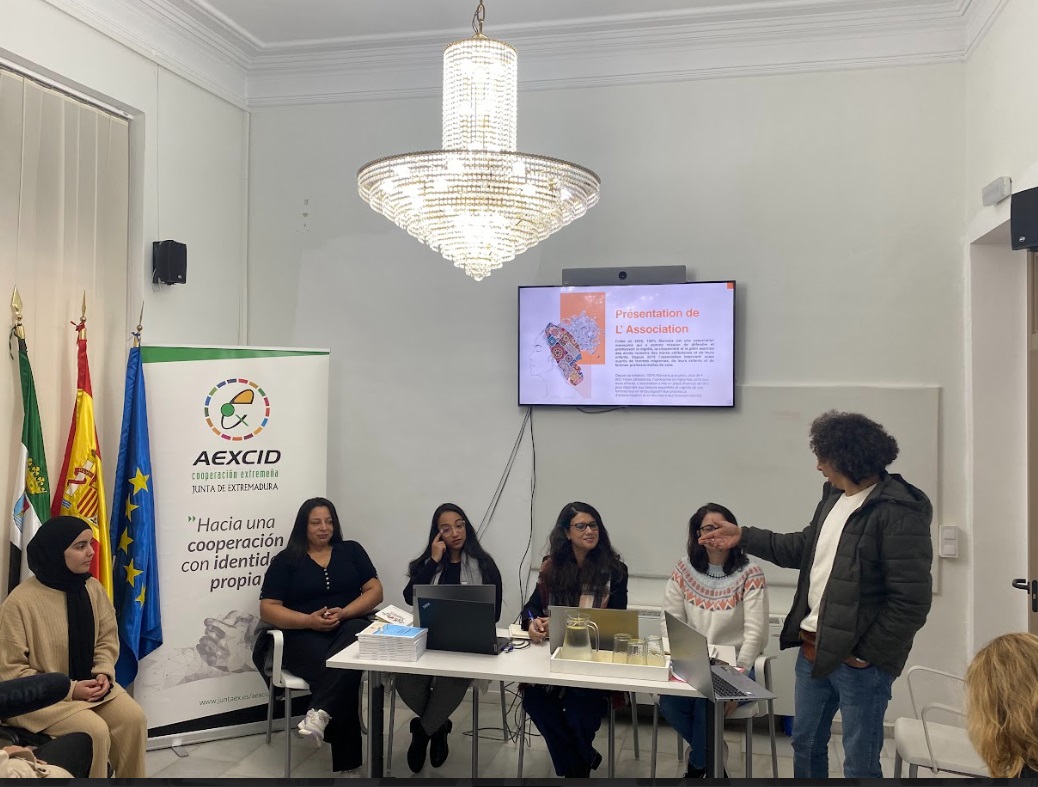 20250107_cooperacion_aexcid Aexcid colabora en la edición del libro 'Esta es mi historia', que recoge relatos de 15 mujeres marroquís madres en solitario