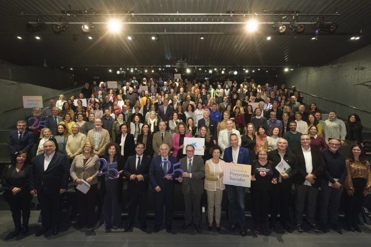Las convocatorias de proyectos sociales de la Fundación La Caixa cumplen 25 años