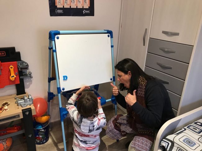 La Confederación Estatal de Personas Sordas celebra que se garantice la atención temprana a menores