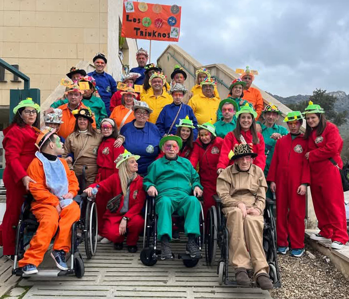 Una murga compuesta por personas con discapacidad intelectual participa en el carnaval de Cabeza del Buey