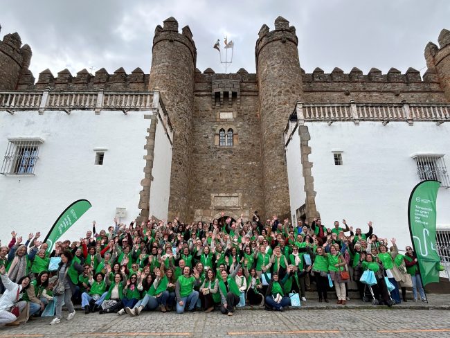 La Asociación Española Contra el Cáncer en Badajoz celebra un encuentro de voluntariado en Zafra