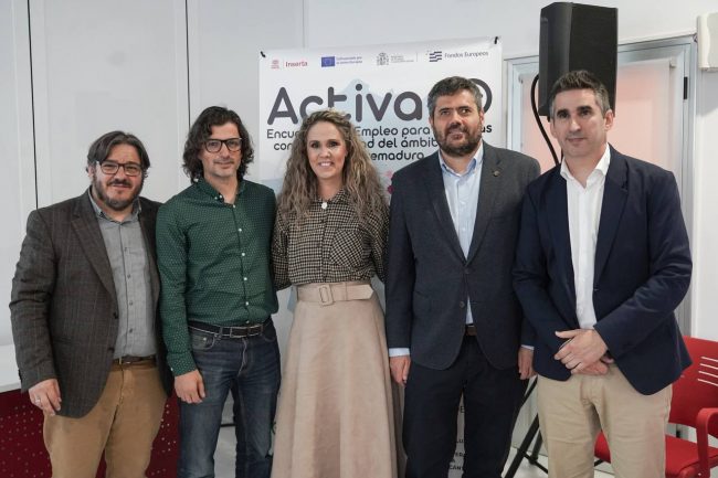 El programa 'ActivaT' celebrado en Villafranca de los Barros el segundo de sus eventos en el ámbito rural, ofreciendo empleo, formación y recursos