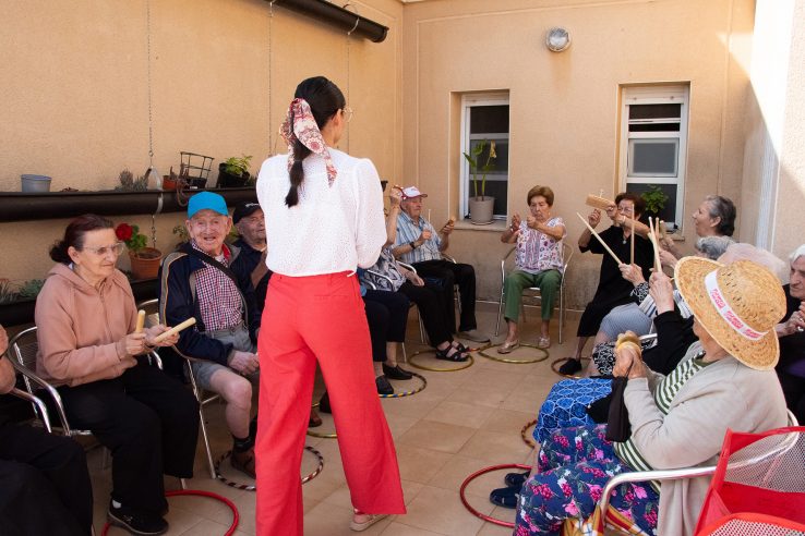 Moraleja acoge el proyecto de musicoterapia que desarrollan Fundación Atrio y la Diputación de Cáceres