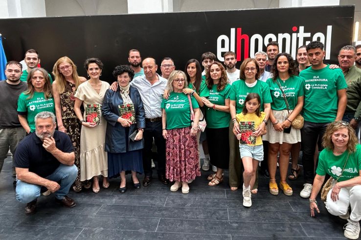 La Diputación de Badajoz edita ‘Vivir con fecha de caducidad’, un libro pionero para personas con ELA