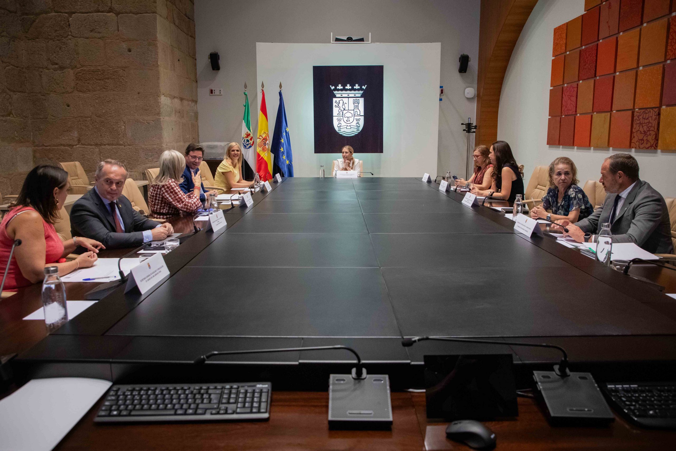20250901_ayudas_junta La Junta de Extremadura destinará más de cuatro millones de euros a la atención a personas con discapacidad y enfermedad mental