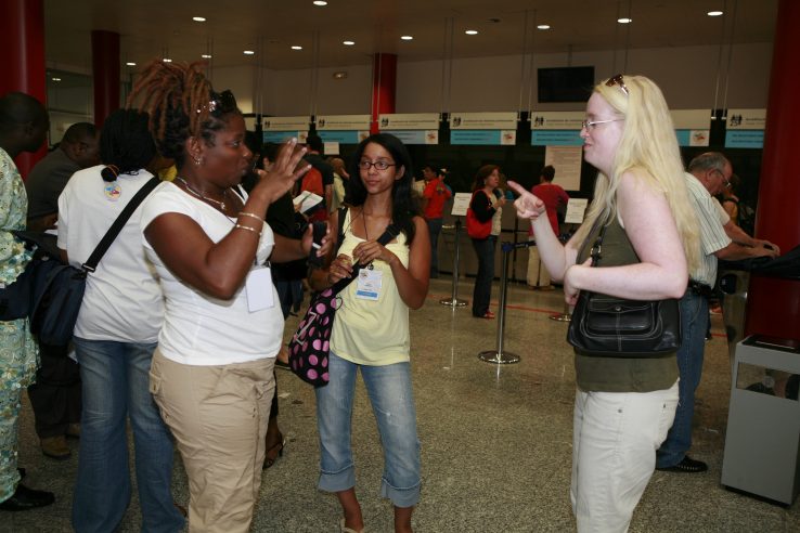 La Confederación Estatal de Personas Sordas urge a garantizar el acceso real a la comunicación en igualdad de condiciones
