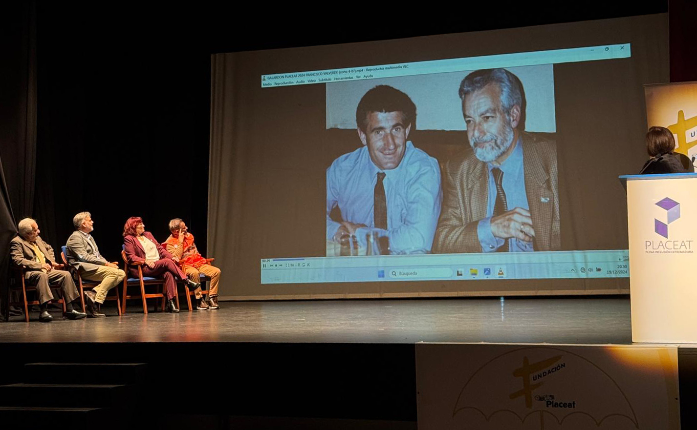 Fundación Placeat premia a la Asociación Extremeña de Fundaciones y a la deportista Loida Zabala