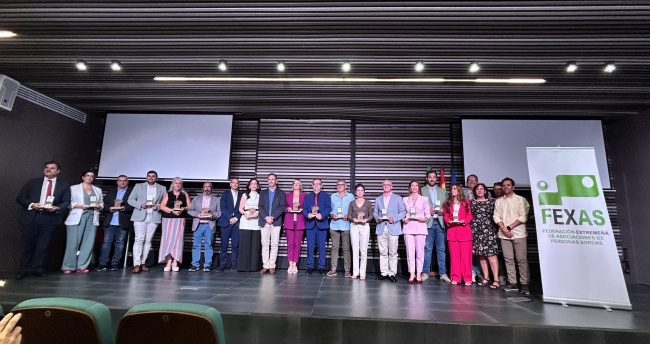 El movimiento asociativo extremeño reivindica la inclusión plena de las personas sordas en la sociedad