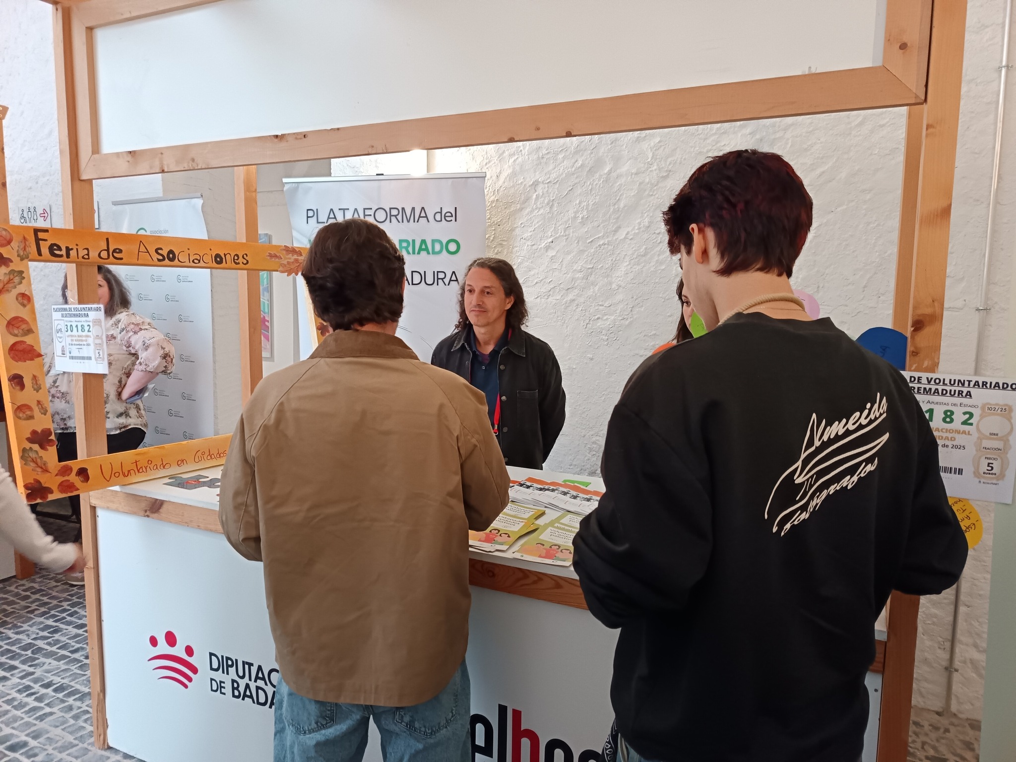 20251114_voluntariado_badajoz Badajoz acoge una jornada dedicada al asociacionismo y voluntariado en cuidados paliativos