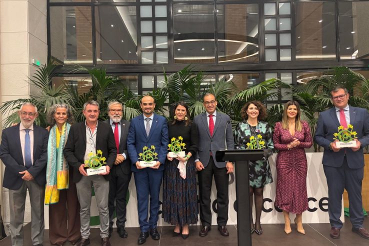 La Asociación Española Contra el Cáncer entrega los Premios AECC Cáceres 2025