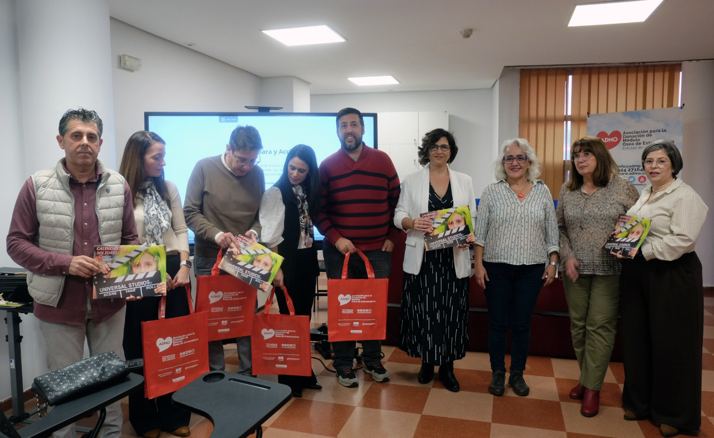ADMO presenta su calendario protagonizado por un centenar de pacientes oncohematológicos menores de edad