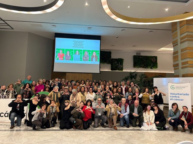 La Asociación Española contra el Cáncer en Cáceres reconoce el compromiso de sus más de 400 voluntarios