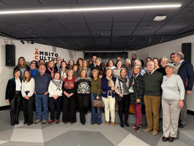 La Asociación Española Contra el Cáncer en Badajoz celebra un desayuno con sus voluntarios