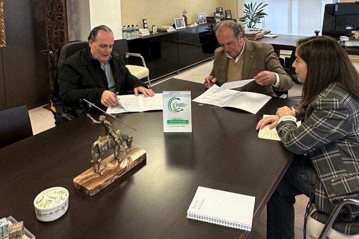 Caja Rural de Extremadura renueva su colaboración con Fundación Primera Fila