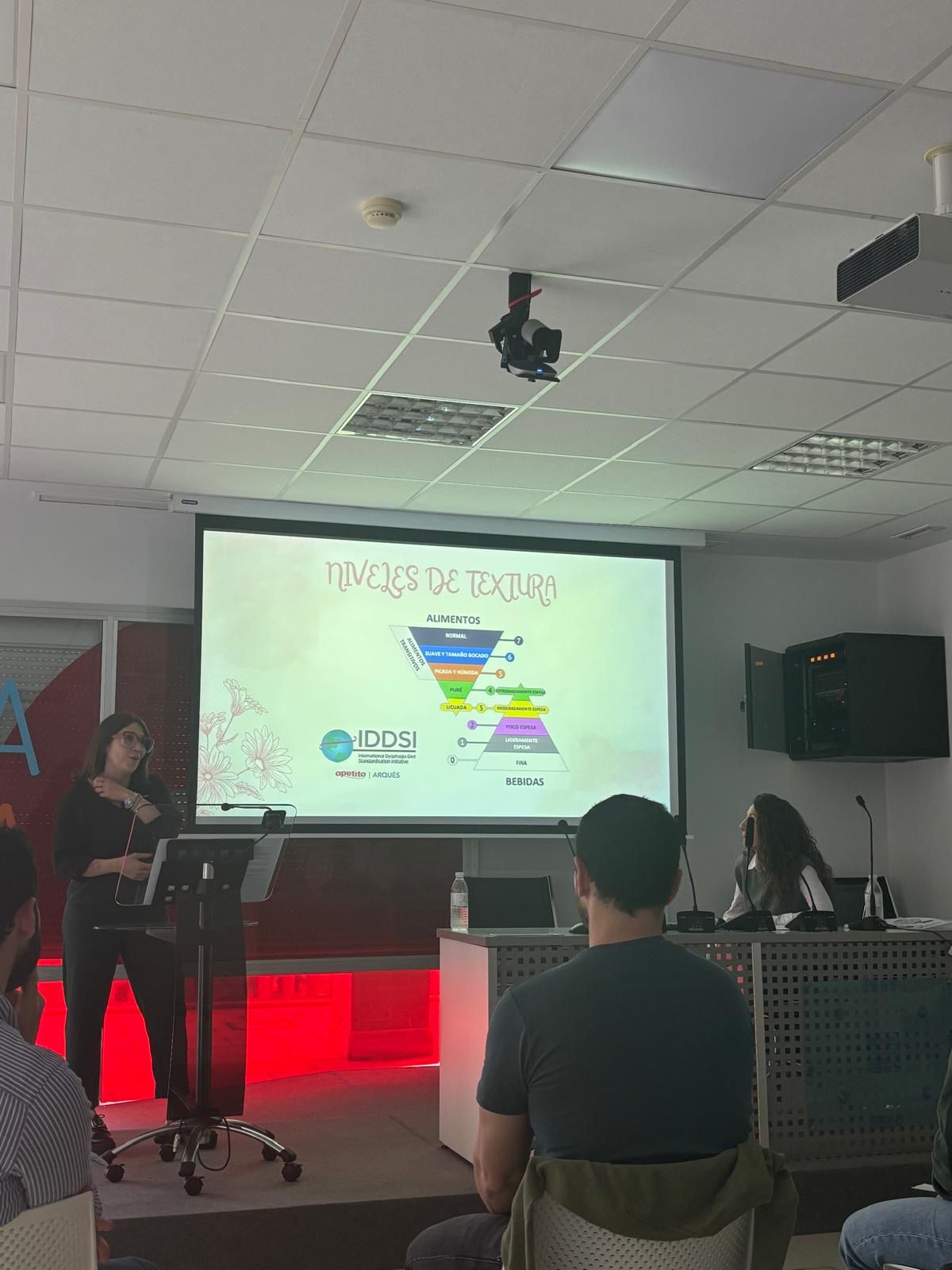 Aspace Badajoz impulsa la hostelería inclusiva con una formación sobre comida texturizada