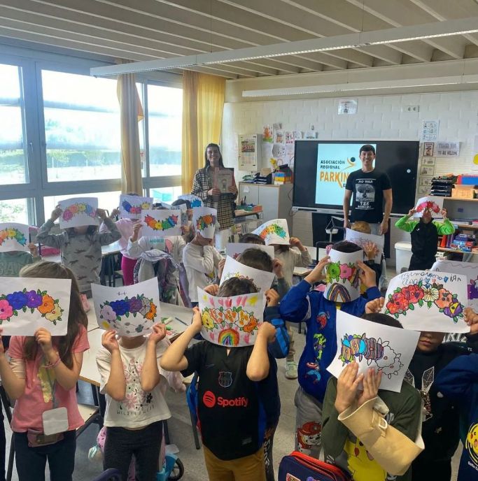 20260325_párkinson_extremadura La Asociación Parkinson Extremadura trabaja por visibilizar la cara oculta de la enfermedad