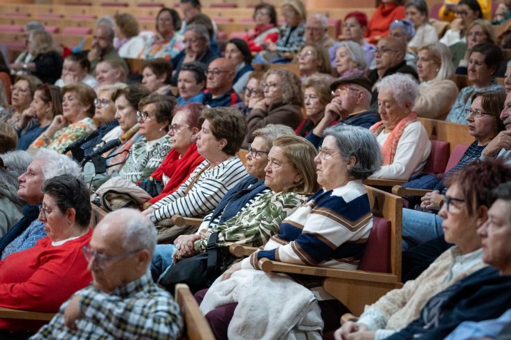 El Ayuntamiento de Mérida presenta el I Plan de acción con las personas mayores