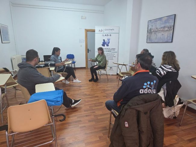 Cocemfe Cáceres impulsa la inserción laboral con un nuevo programa de formación comercial