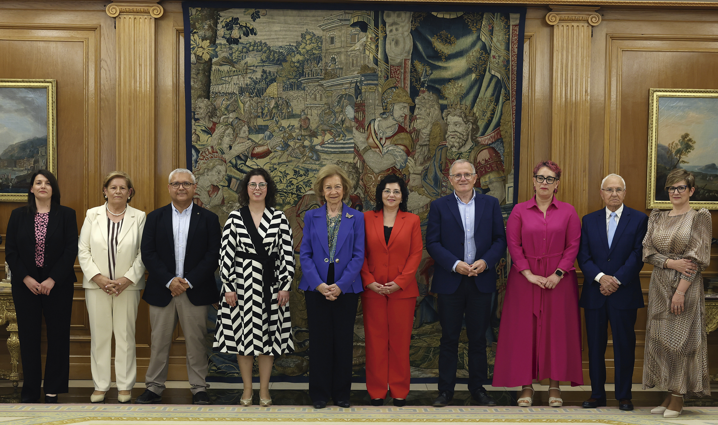 20260510_asociaciones_afadRE La reina Sofía recibe a AFAD Recuerda Extremadura por sus 25 años de labor en demencias y dependencia