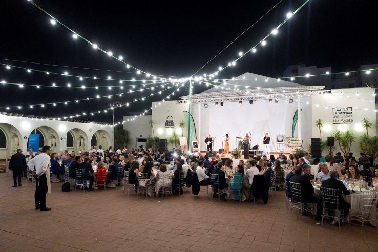 Badajoz reúne a 250 personas en la II Gala de la Asociación Española Contra el Cáncer