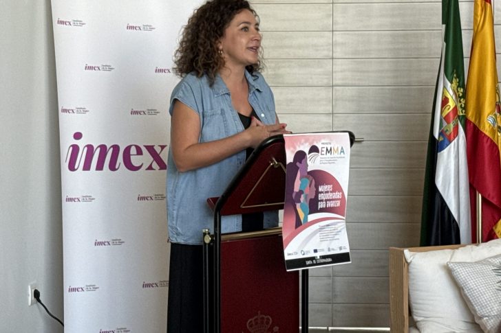 El Instituto de la Mujer de Extremadura promoverá la inserción laboral de mujeres inmigrantes