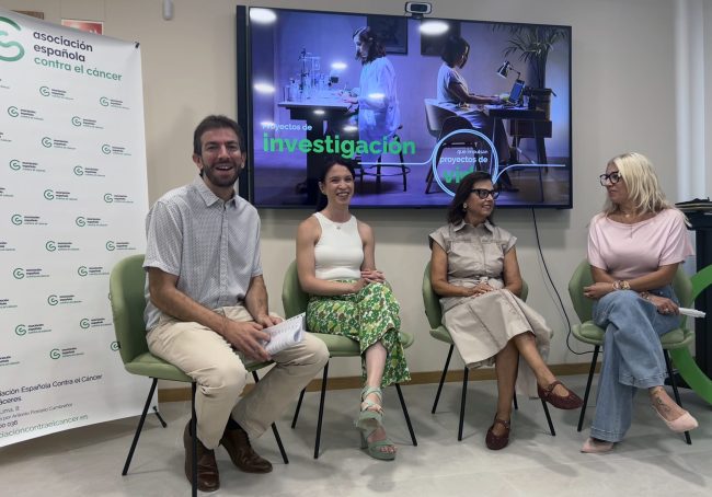 La Asociación Española Contra el Cáncer impulsa en Cáceres una investigación sobre células inmunitarias