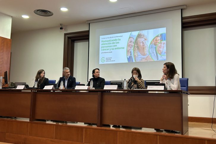 27596d95-c060-9c13-1e46-ba9938a757bf La Asociación Española Contra el Cáncer presenta un modelo de atención al cáncer más humano e integral