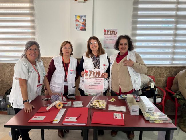 ADMO impulsa la donación de médula entre los militares de la Base General Menacho de Badajoz