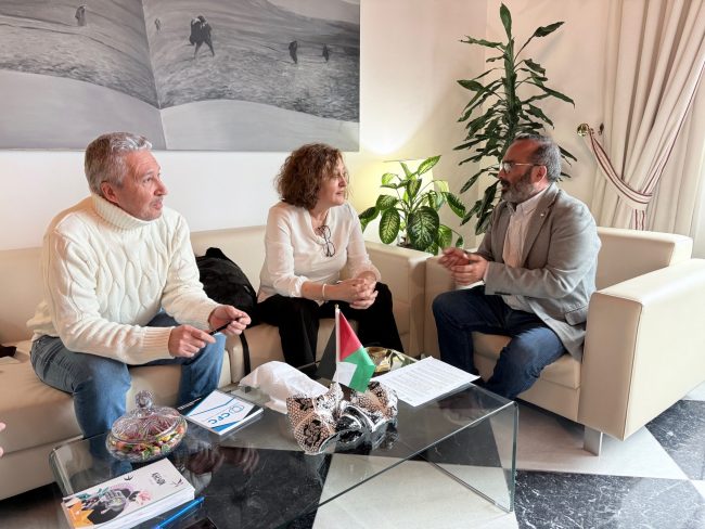 La Diputación de Cáceres facilitará a Aspainca la adquisición de un nuevo vehículo