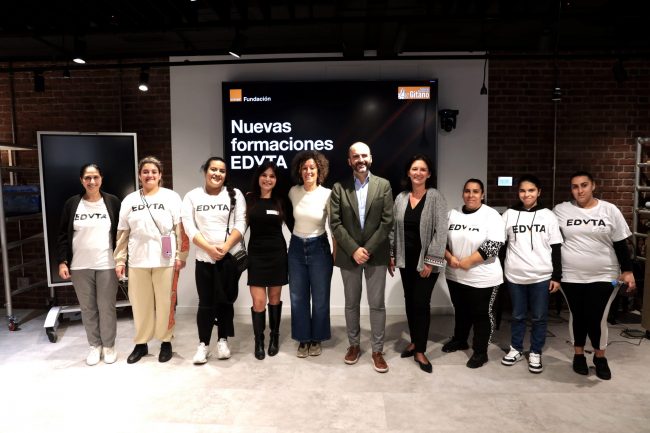 La Fundación Orange y la Fundación Secretariado Gitano inauguran una nueva edición del ‘Programa EDYTA’