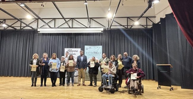 Inserta Empleo concluye el programa de inserción laboral 'AutenTICas' en Talavera la Real