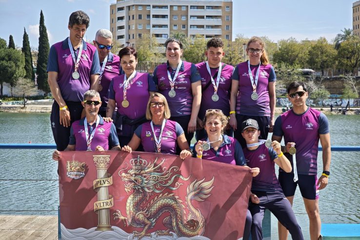 El Extremadura Dragon Boat consigue dos medallas en el Campeonato de España de Barco Dragón