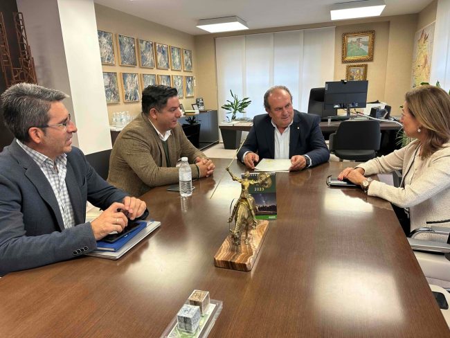 Caja Rural de Extremadura y Cruz Roja renuevan su colaboración para mejorar la inserción sociolaboral de jóvenes y personas en situación de vulnerabilidad