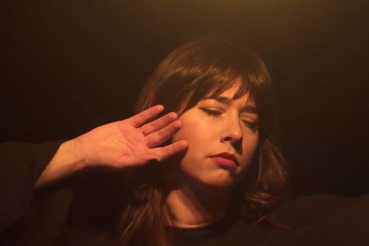 Chloé Bird y Fundación CB publican 'La Escalera', una canción para abordar la salud mental y la prevención del suicidio