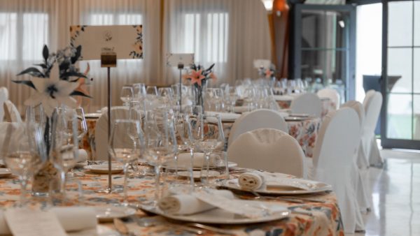 MESA DE EMPRESA